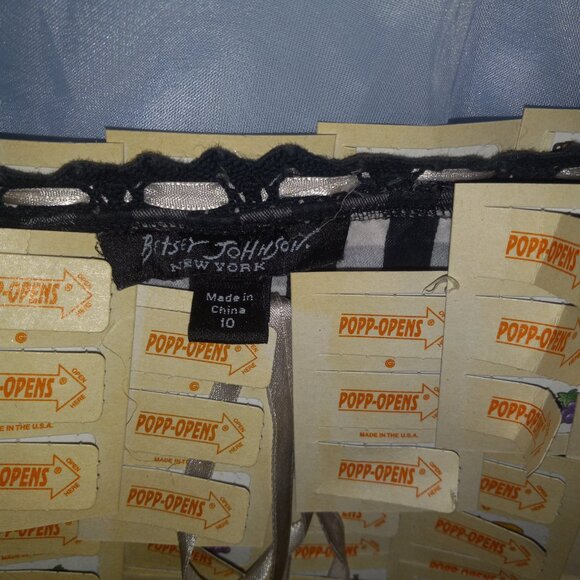 ONE OF A KIND HALLOWEEN PULL TAB DRESS - Picture 5 of 9